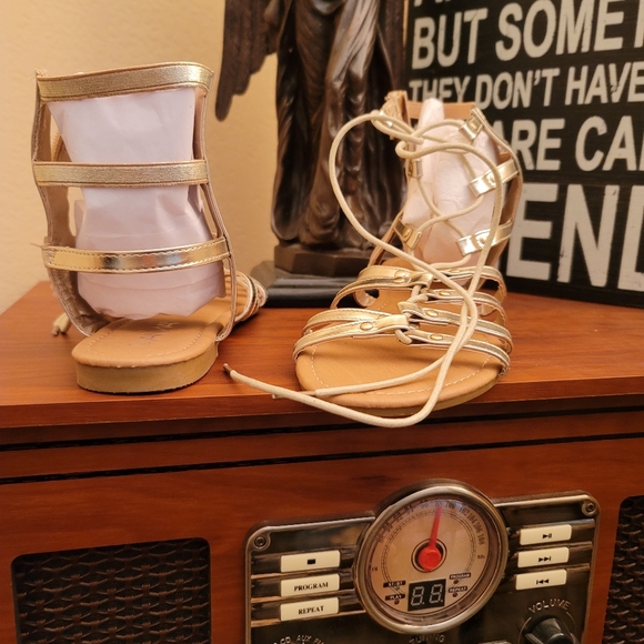 Anna Roman Lace Up Sandals - Picture 3 of 7